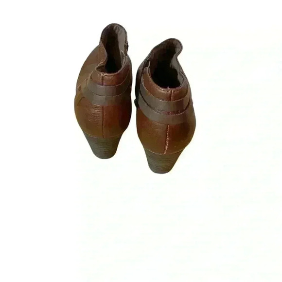 Clarks Tan Leather Ankle Boots Size 8.5M - Picture 6 of 8